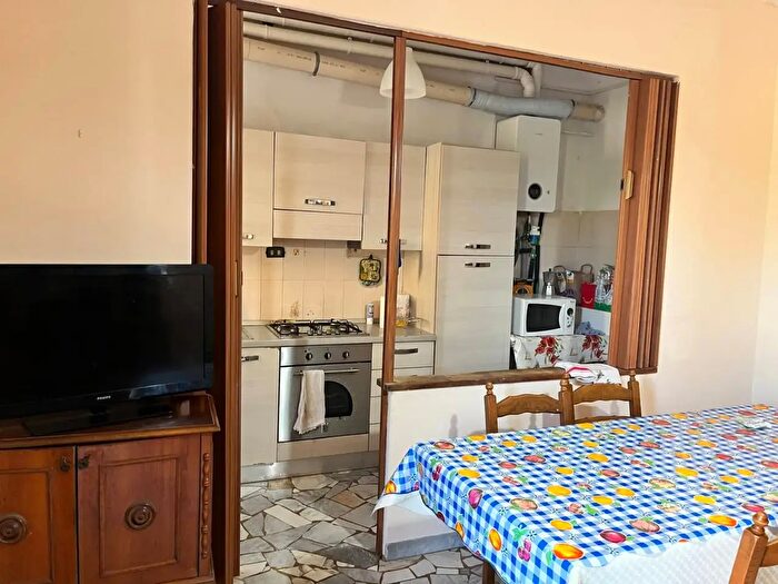 Appartamento quadrilocale in affitto in Via Tommaso Rook, Pisa
