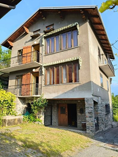 Casa con 10 locali in vendita in Seissogne, Saint Marcel