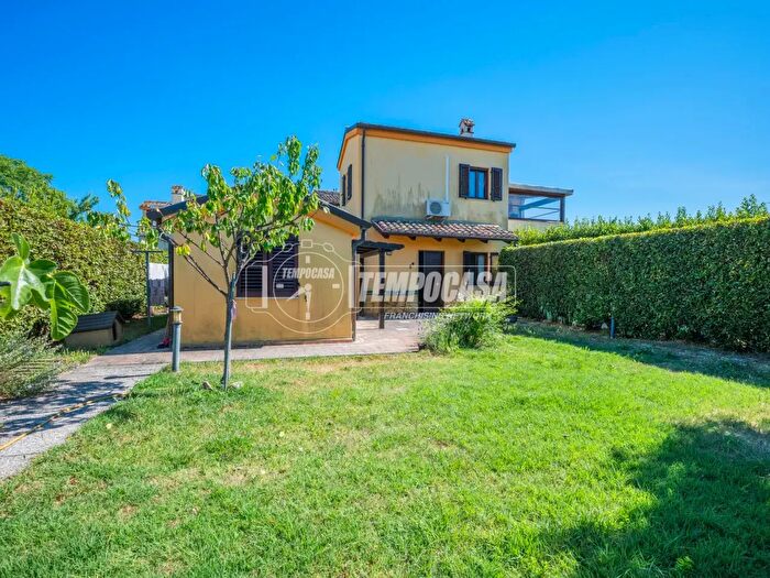 Casa trilocale in vendita in Contrada Torrenova, Potenza Picena