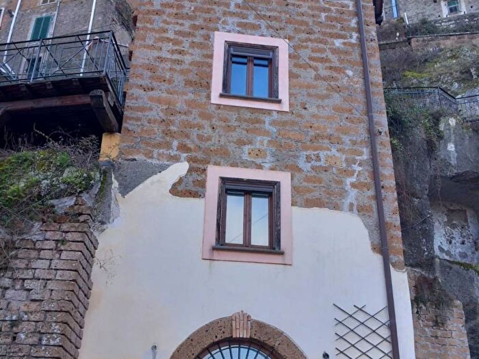 Casa trilocale in affitto in Via Valle Maggiore, Vignanello