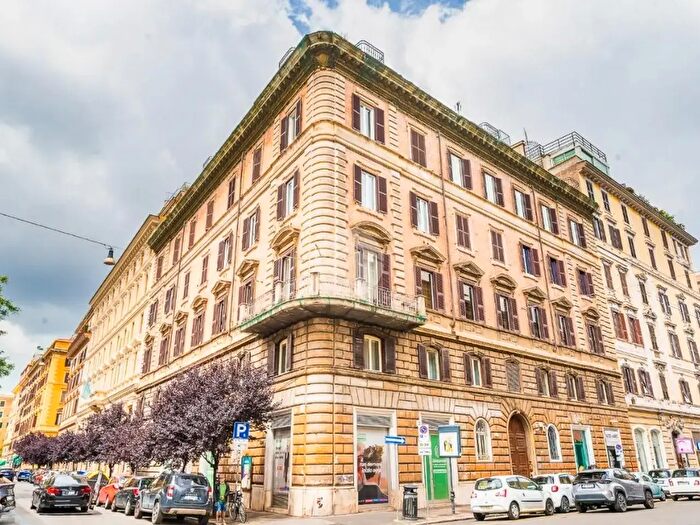 Appartamento bilocale in vendita in Via Virgilio, Roma