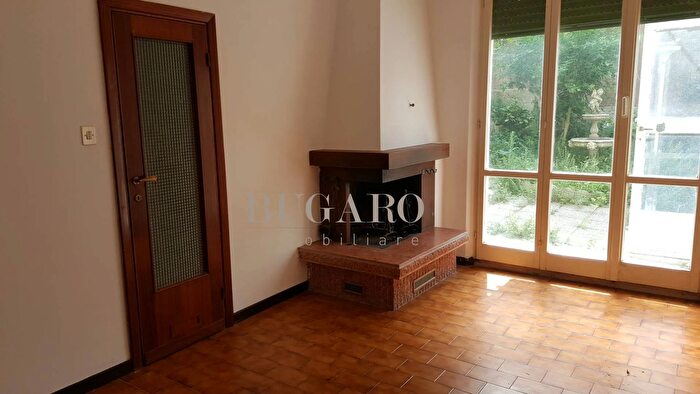 Appartamento quadrilocale in vendita in Ancona