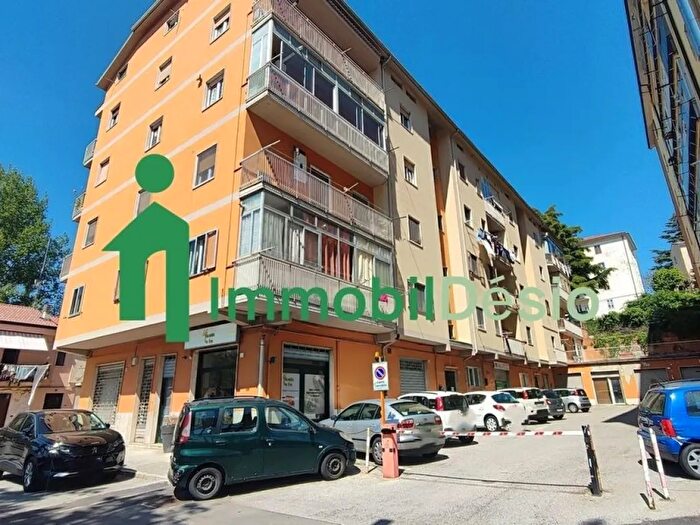 Casa con 5 locali in vendita in Via Angilla Vecchia Potenza, Potenza