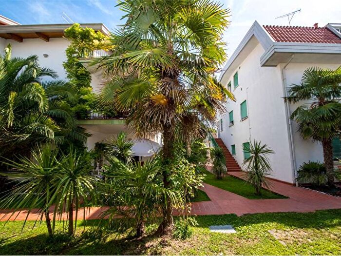 Appartamento monolocale in affitto in VIA BAFILE ° accesso al mare, Lido Centro Ovest, Jesolo