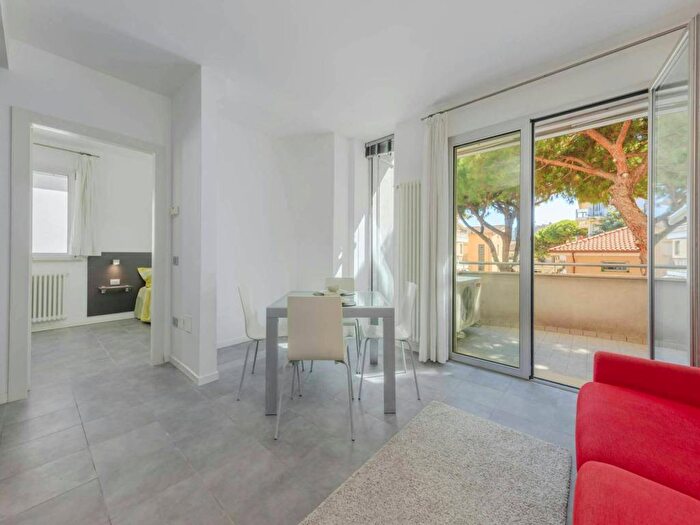 Appartamento monolocale in affitto in Viale Trento, Marina Centro, Rimini