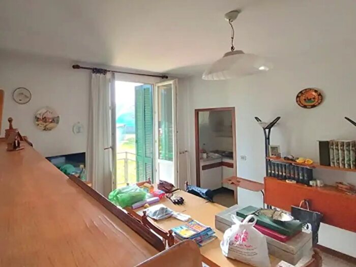 Appartamento trilocale in vendita in Legnano