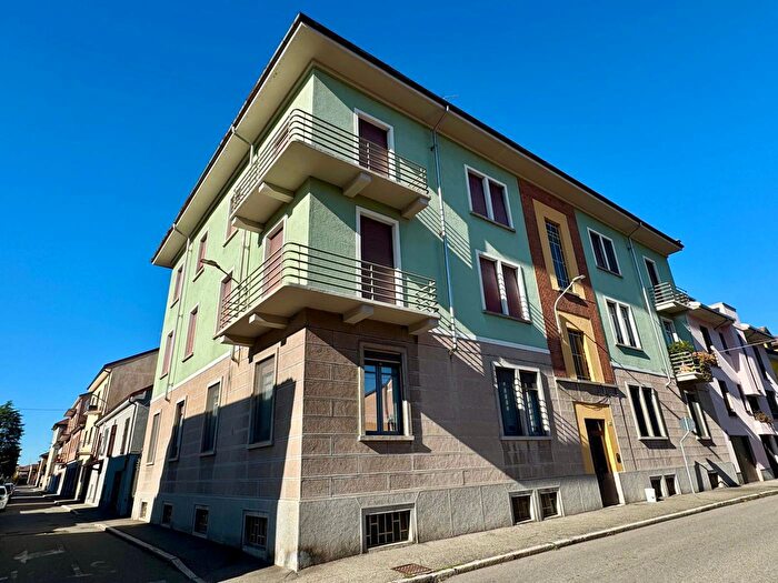 Appartamento con 5 locali in vendita in Via Luigi Goia, Mortara