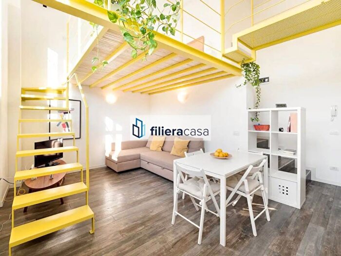 Appartamento bilocale in affitto in Via Emilio Gola, Navigli Darsena, Milano