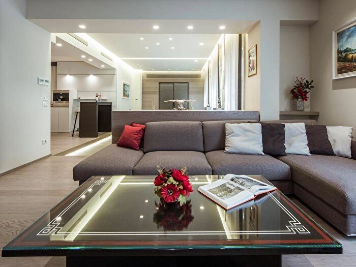Appartamento trilocale in affitto in Via dei Bardi, Ponte Vecchio Pitti, Firenze