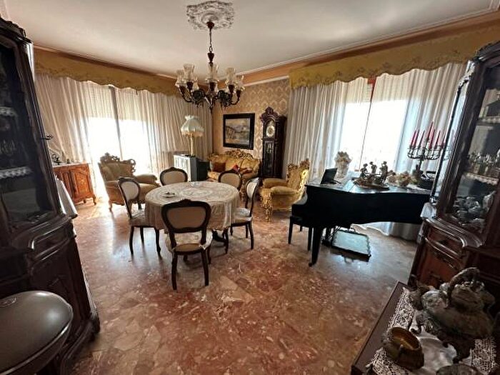 Appartamento con 5 locali in vendita in Via Castelfidardo, Civitanova Marche