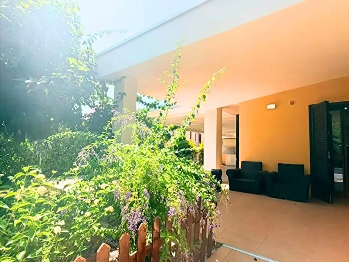 Casa con 6 locali in vendita in Policoro