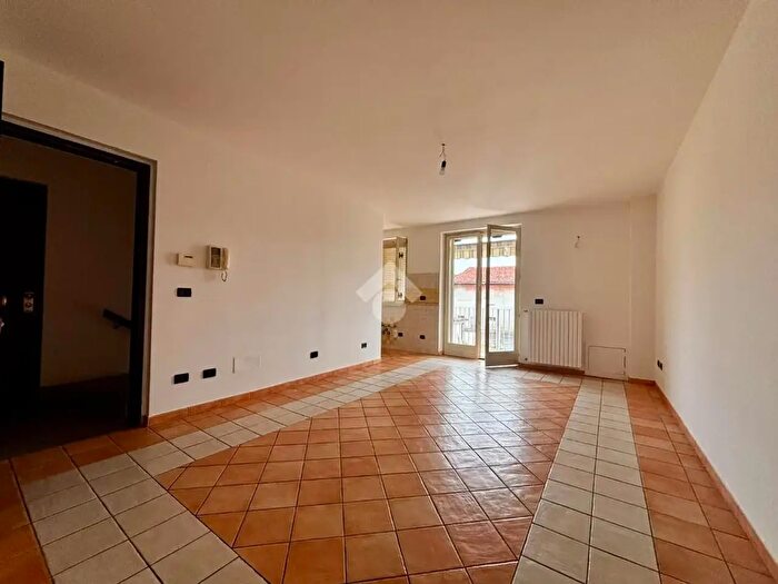 Appartamento trilocale in vendita in Via Tripoli, Castagnole Piemonte