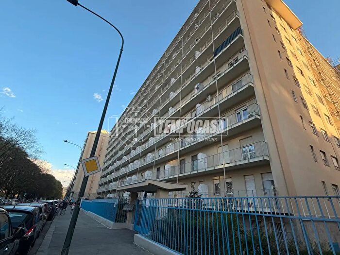 Appartamento quadrilocale in vendita in Corso Taranto a, Torino