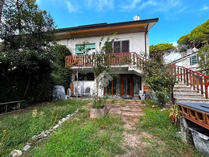 Appartamento bilocale in vendita in Viale Ferrara, Ravenna