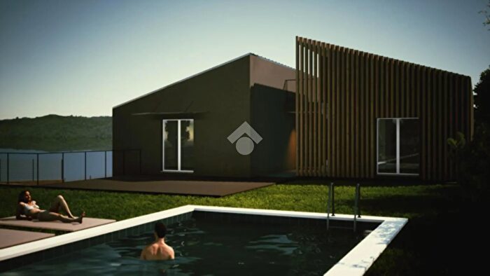 Casa quadrilocale in vendita in Via Marconi, Padenghe Sul Garda