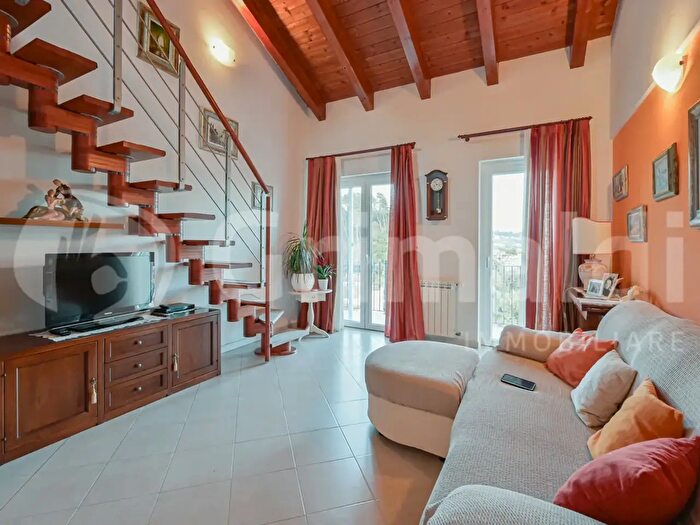 Appartamento quadrilocale in vendita in Via Vailunga d, La Spezia