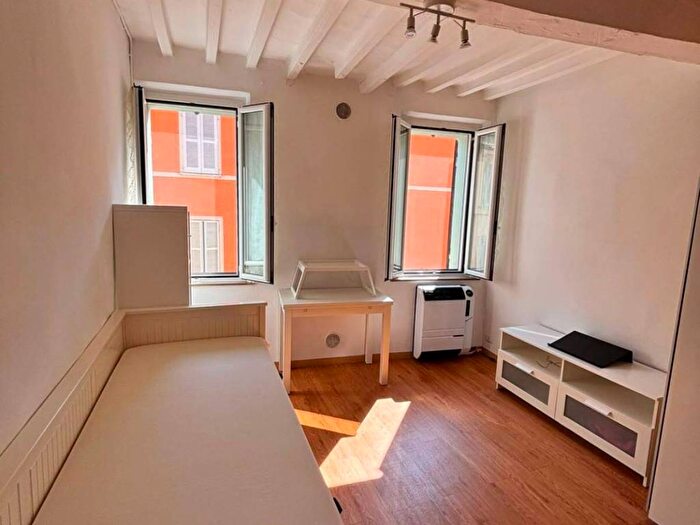 Appartamento monolocale in affitto in Borgo Guazzo, Centro Storico, Parma