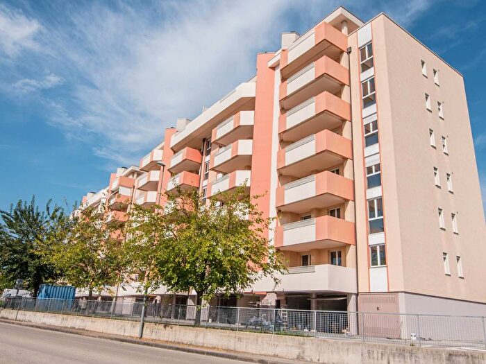 Appartamento bilocale in affitto in Viale delle Fornaci, Santa Bertilla Mercato Nuovo, Vicenza