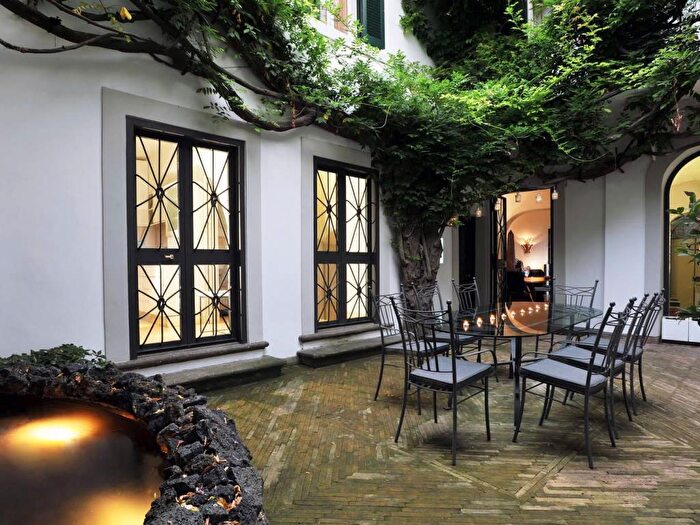 Appartamento trilocale in affitto in Via di Santa Dorotea, Trastevere, Roma