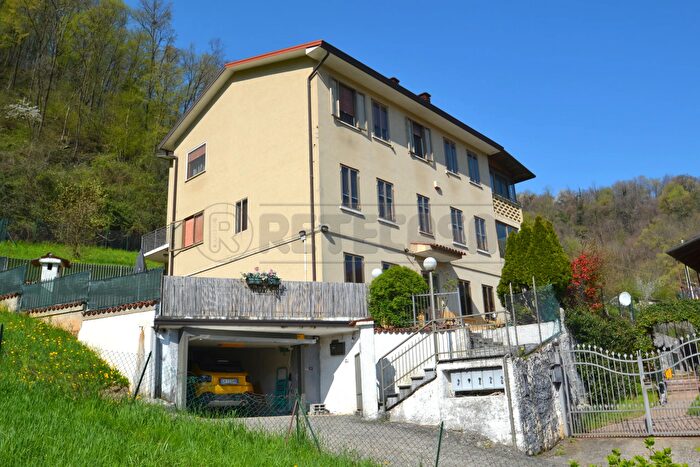 Casa con 17 locali in vendita in Valdagno