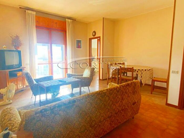 Appartamento quadrilocale in vendita in Mondavio