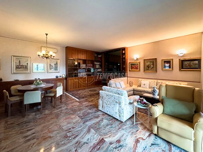 Casa quadrilocale in vendita in Via Alfonso Lamarmora, Paderno Dugnano