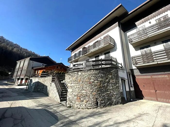 Appartamento monolocale in vendita in Via Cantù, Corteno Golgi