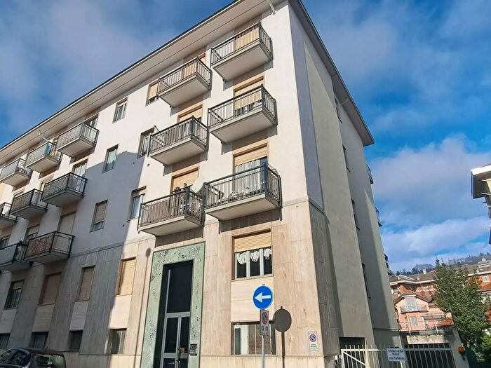 Appartamento quadrilocale in vendita in Via Lanteri, Pinerolo