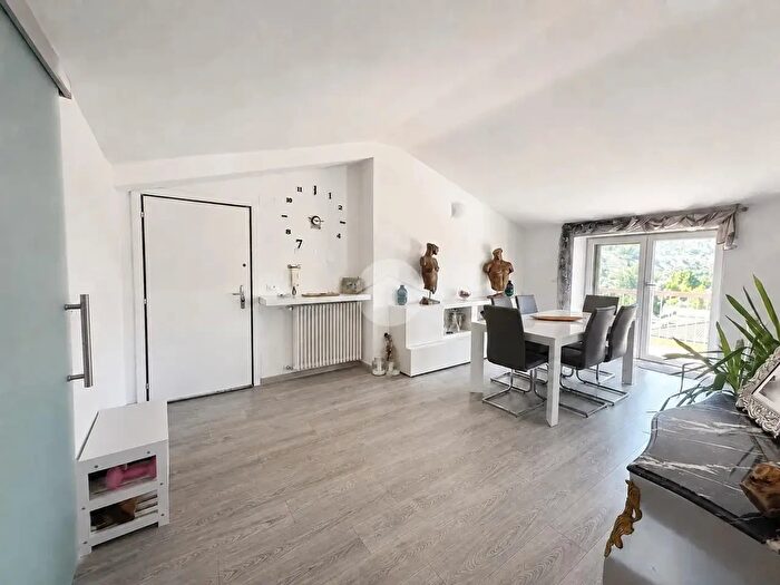 Appartamento quadrilocale in vendita in Via Salaria Antica Est, L'Aquila
