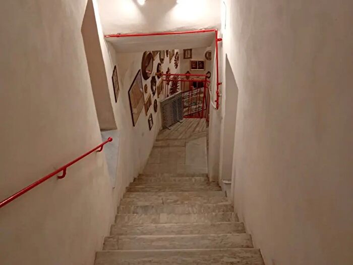 Appartamento bilocale in affitto in Vico Tarallari, Napoli