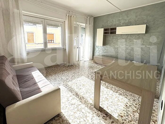 Appartamento quadrilocale in vendita in Via Vittorio Veneto, Avezzano