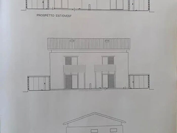 Casa con 7 locali in vendita in Cascina
