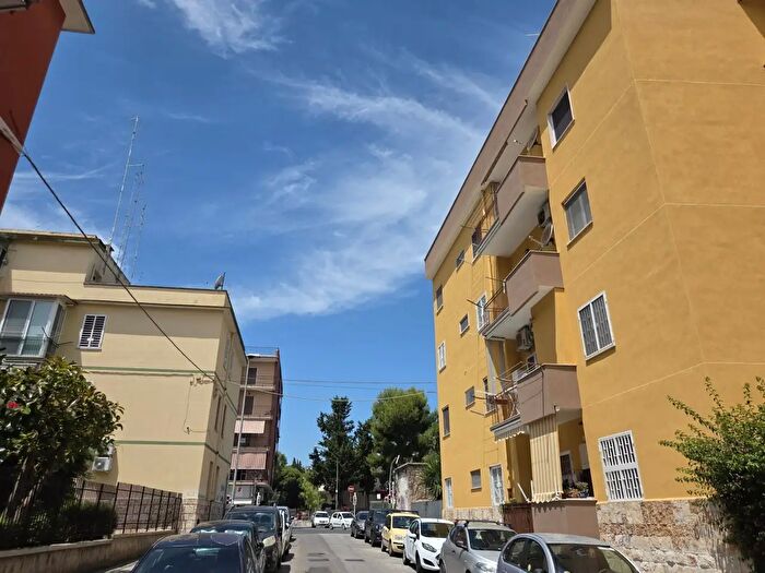 Appartamento trilocale in vendita in Via Sergio Pansini, Bari