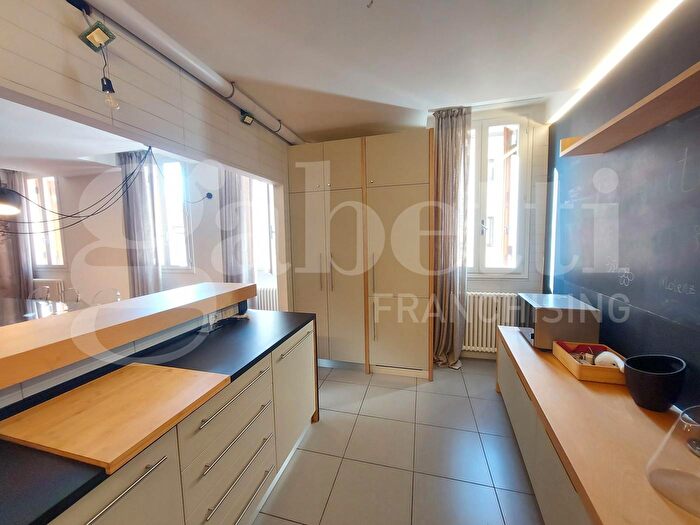 Case in Vendita e in Affitto - 3