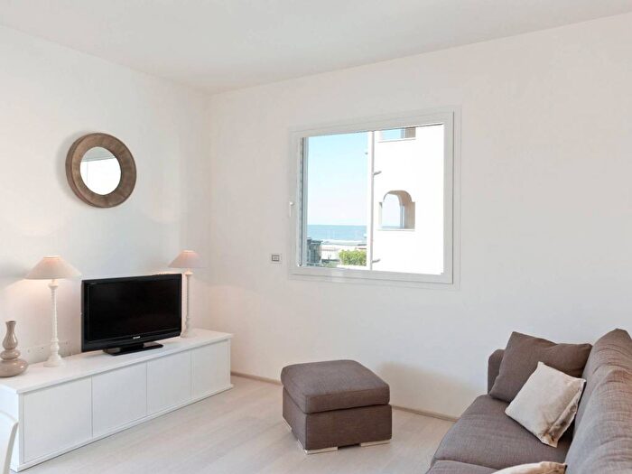 Appartamento trilocale in affitto in Via Traversa Pineta, Milano Marittima, Cervia