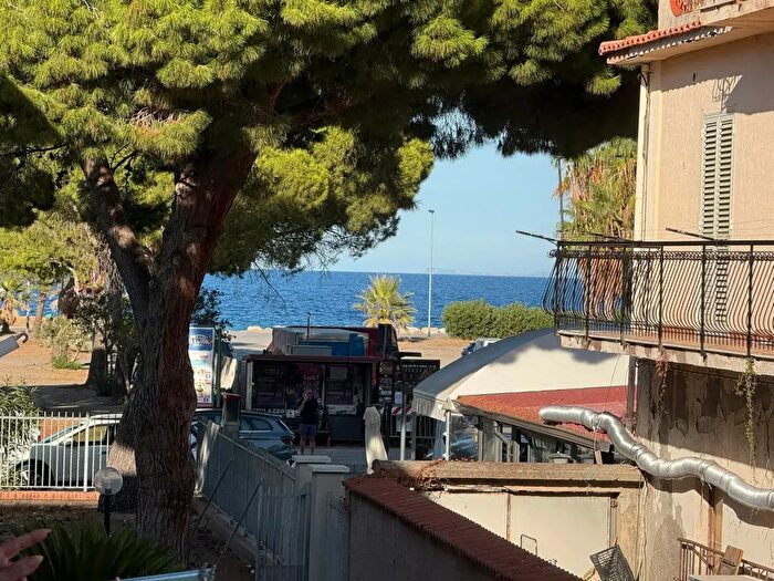 Appartamento bilocale in vendita in Via Andrea Doria, Gioiosa Marea