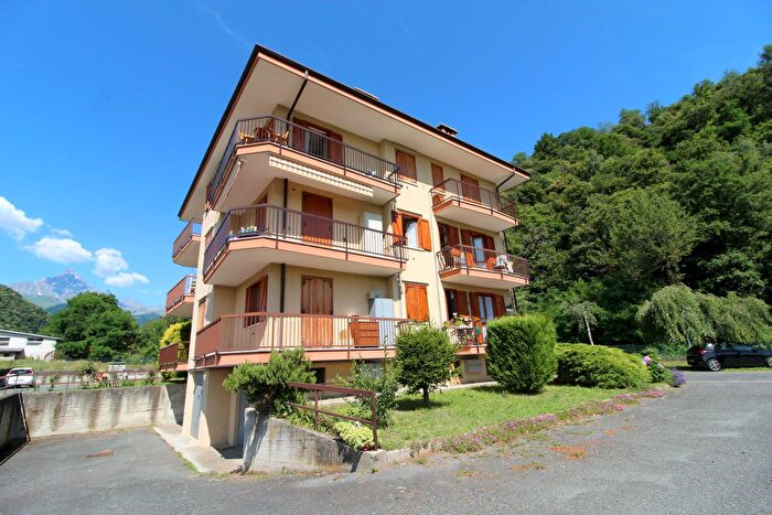 Appartamento bilocale in vendita in Frazione Ghisola, Paesana