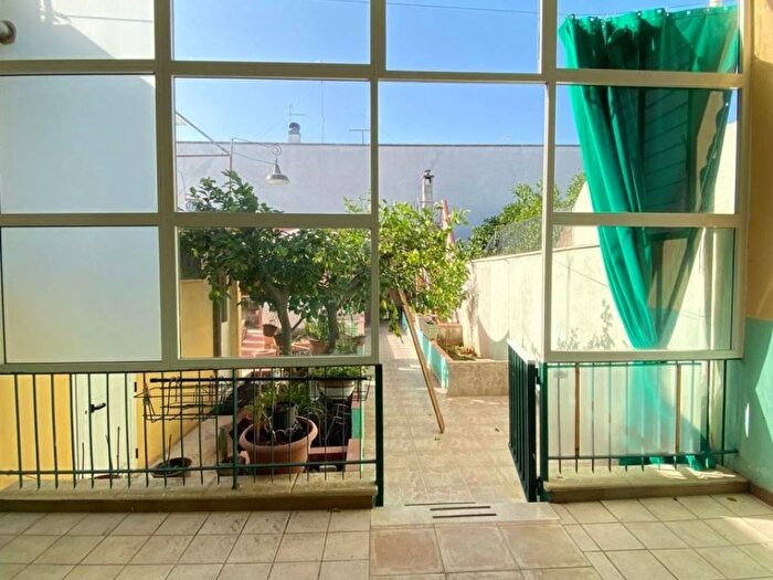 Casa quadrilocale in vendita in Monteroni Di Lecce