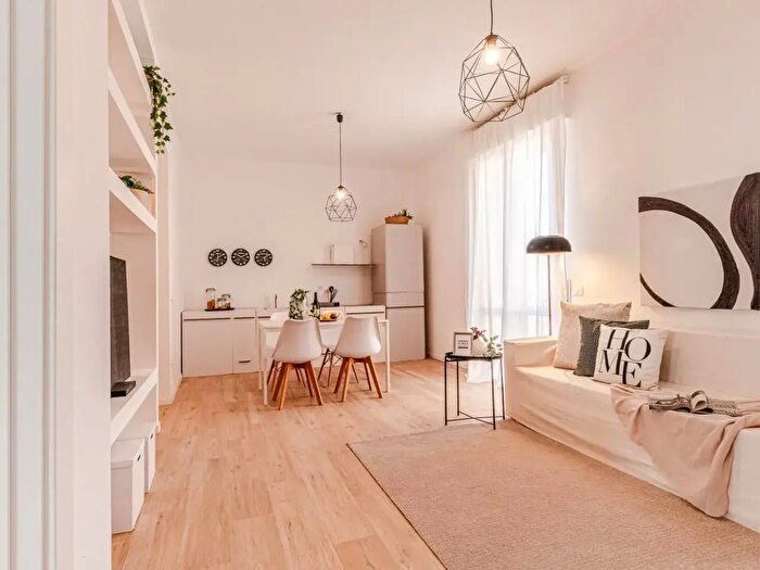 Appartamento con 5 locali in vendita in Pontedera