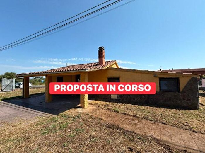 Casa trilocale in vendita in Strada Provinciale Verentana, Capodimonte