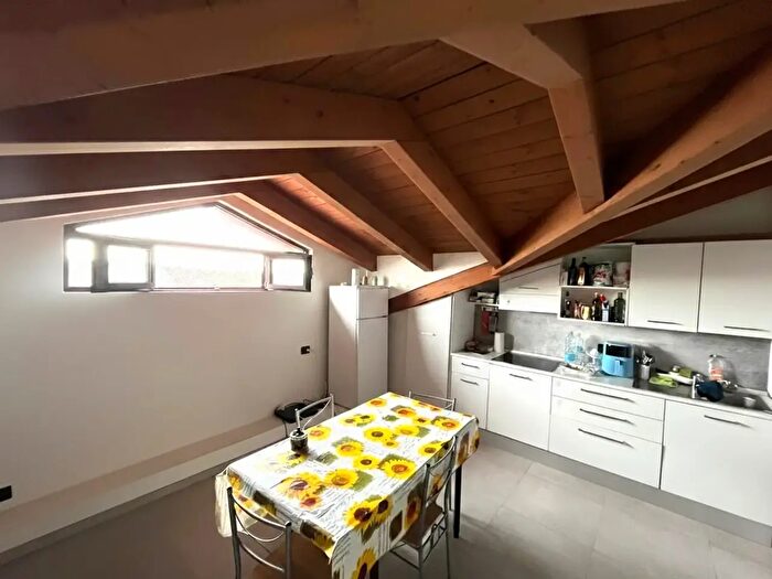 Appartamento monolocale in vendita in Via Tripoli, Bosconero