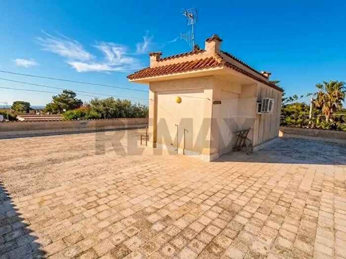 Casa bilocale in vendita in Via Peppino Impastato, Cinisi