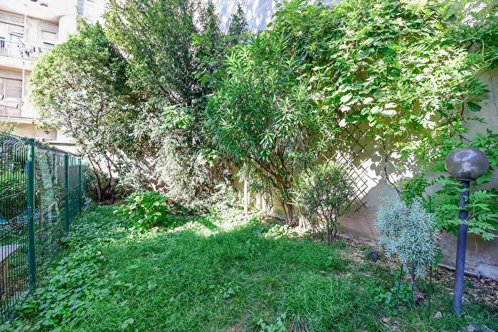 Appartamento quadrilocale in vendita in Via Vignoli Seregno, Seregno