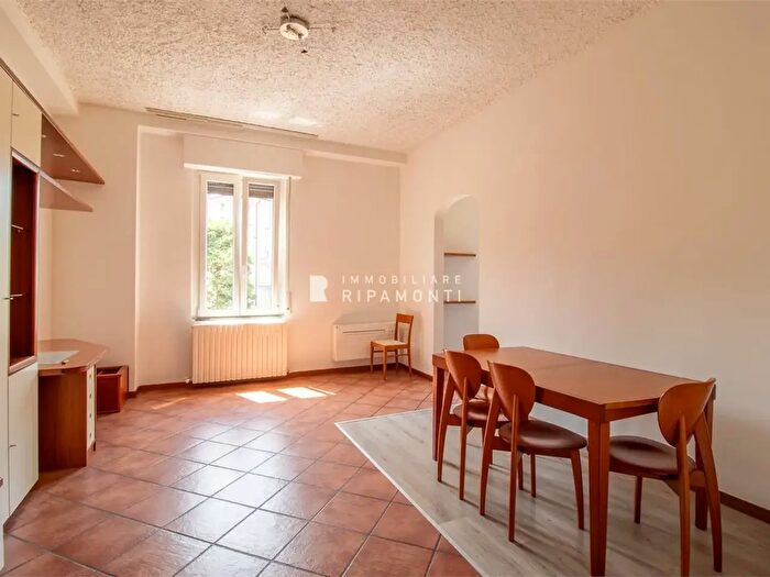 Appartamento trilocale in affitto in Via dei Riccioli, Lecco