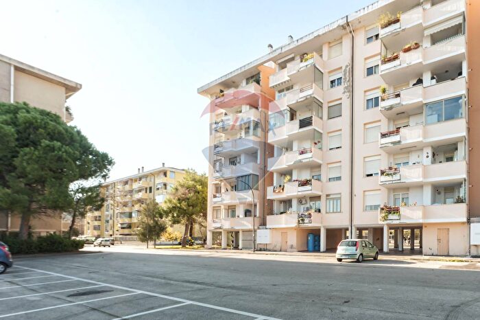 Appartamento quadrilocale in vendita in Via Carlo Alberto dalla Chiesa, Pescara