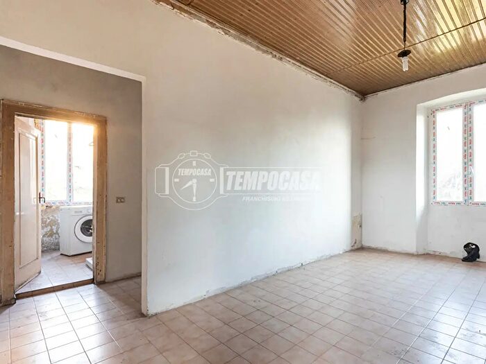 Appartamento bilocale in vendita in Via Vicolo Bressi, Molteno