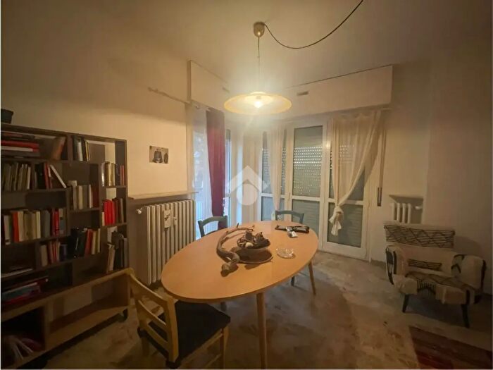 Appartamento trilocale in vendita in Via Ettore Vacha, Bergamo