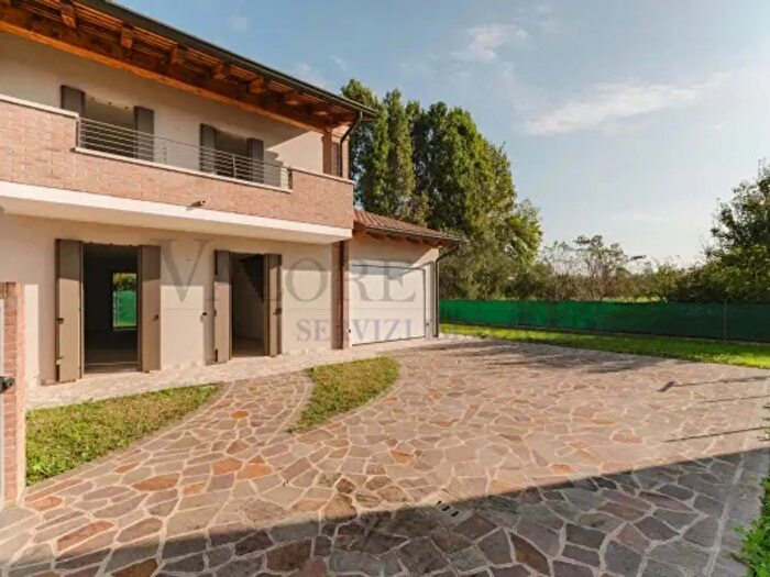 Casa con 5 locali in vendita in Via Bassa III, Campodarsego