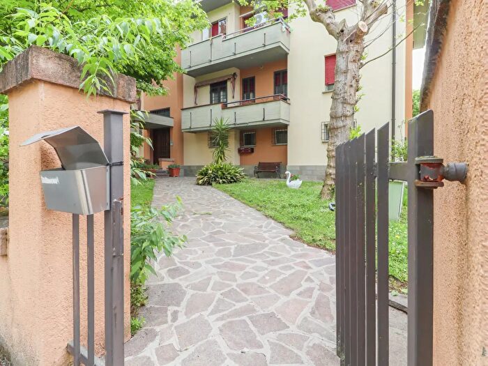 Appartamento con 6 locali in vendita in Via Amendola, Minerbio