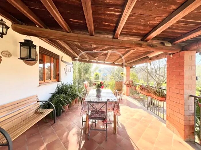 Casa con 5 locali in vendita in Via Appia Sud, Velletri